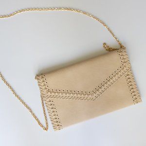 Vegan Clutch